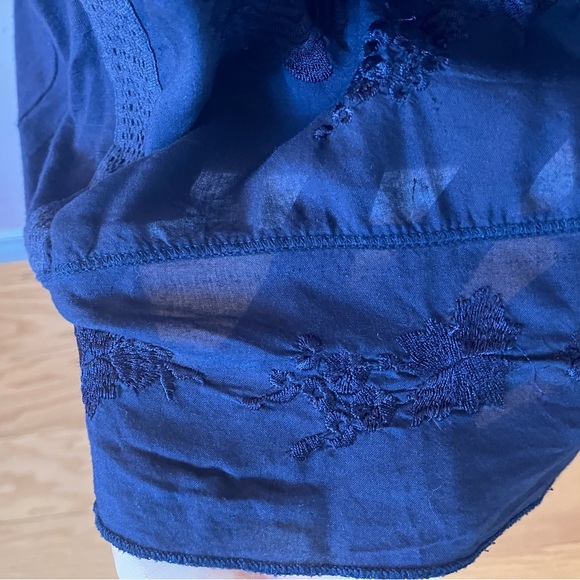 Ricki’s blue short sleeve top with pattern Size L - Picture 5 of 6